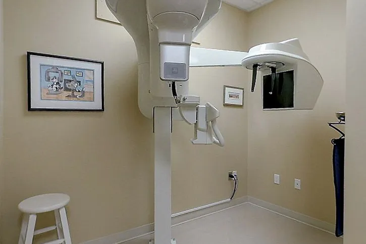 Panoramic x-ray imaging area at the Waterloo oral surgery office